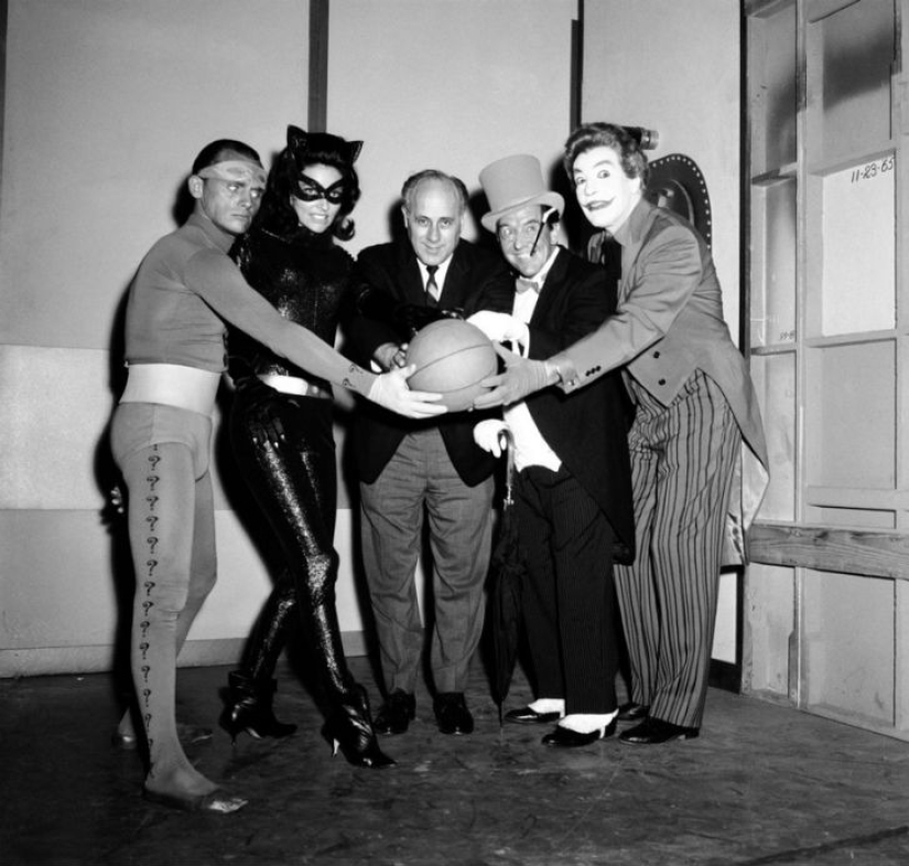 Batman vs Time: What Batman was like 50 years ago