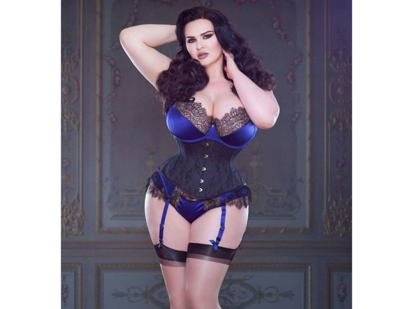 Beautiful girls in corsets: 20 photos Beautiful girls in corsets: 20 photos