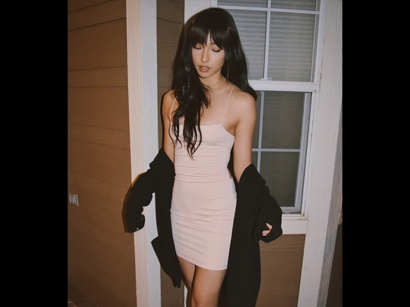 Beauty is around us! Pretty girls from the city streets Beauty is around us! Pretty girls from the city streets