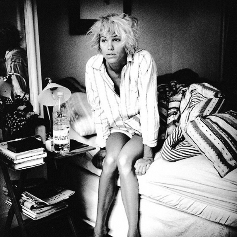 Belleza femenina real en la serie de fotos "Mujeres antes de las 10 am" Belleza femenina real en la serie de fotos "Mujeres antes de las 10 am"