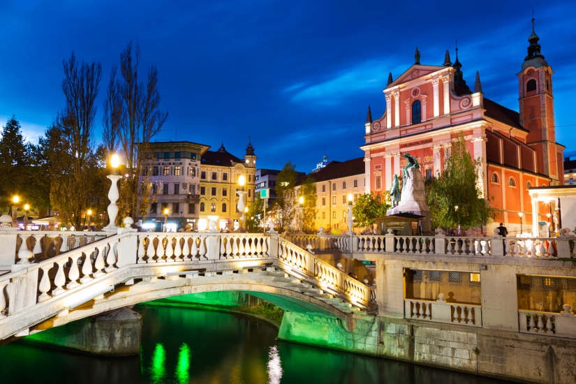 Belleza modesta escondida en los bosques… Ljubljana Belleza modesta escondida en los bosques… Ljubljana