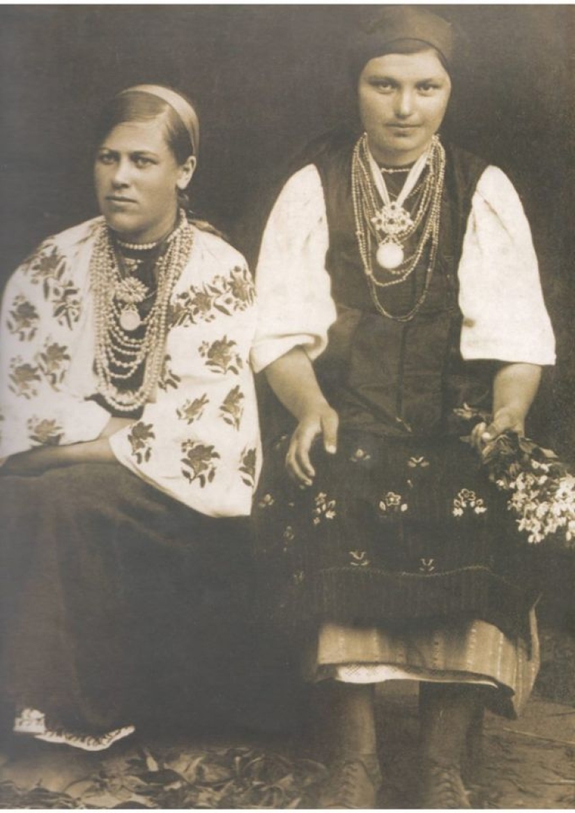 Belleza simple: cómo se veían las mujeres ucranianas hace 100 años