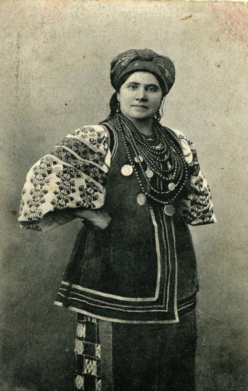 Belleza simple: cómo se veían las mujeres ucranianas hace 100 años