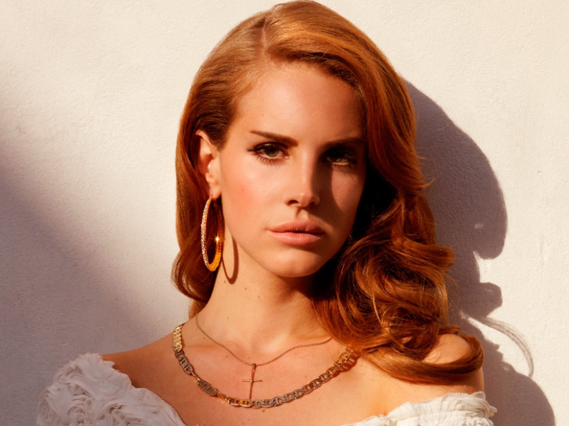 ¡Bellezas de fuego! Actrices y modelos pelirrojas