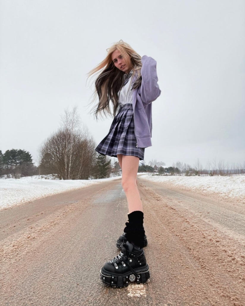 Blogger Nastya Kosh — from an unknown girl to a star of social networks