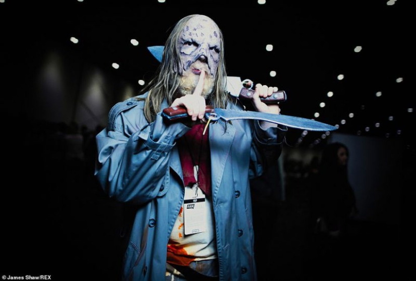 Blood, severed heads and creepy faces: the "walking dead" party has died down in London