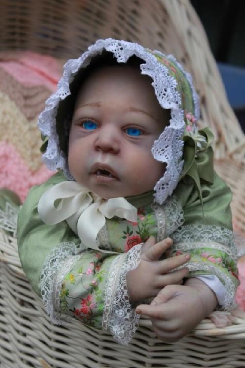 Bloodsuckers and spinogryz: non-child dolls from Bin Shanin