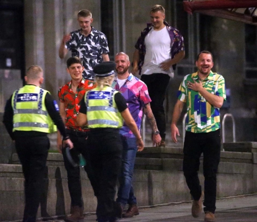 "Bloody Mary": the British celebrated the August weekend with binge drinking and drunken fights