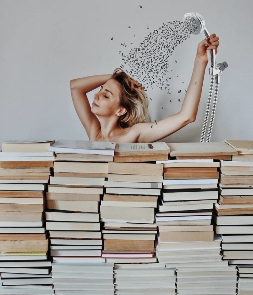 Books as art: a girl puts out colorful installations from her library Books as art: a girl puts out colorful installations from her library