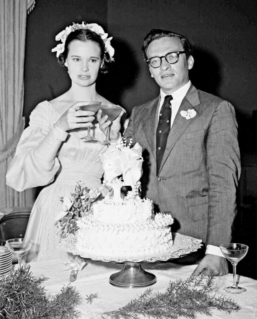 Bright dawn, quiet sunset: Gloria Vanderbilt, who inspired the author of the novel Breakfast at Tiffany's, has died Bright dawn, quiet sunset: Gloria Vanderbilt, who inspired the author of the novel Breakfast at Tiffany's, has died