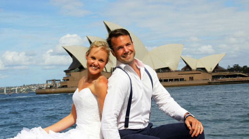 British couple lost their wedding photos, but even glad about it