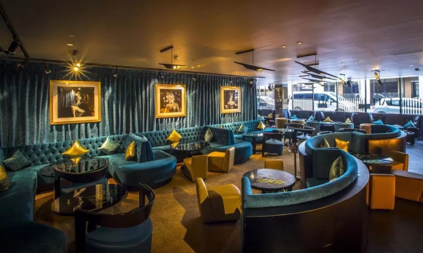 Bunny girls: the journalist worked as a Playboy bunny in the club and she liked it