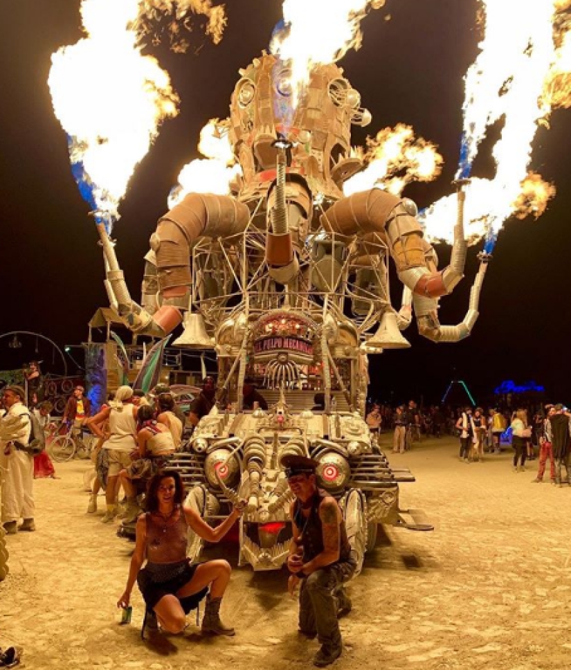 Burning Man 2019: metamorfosis en un desierto caliente Burning Man 2019: metamorfosis en un desierto caliente