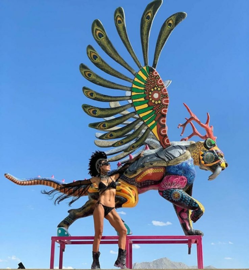 Burning Man 2019: metamorfosis en un desierto caliente Burning Man 2019: metamorfosis en un desierto caliente