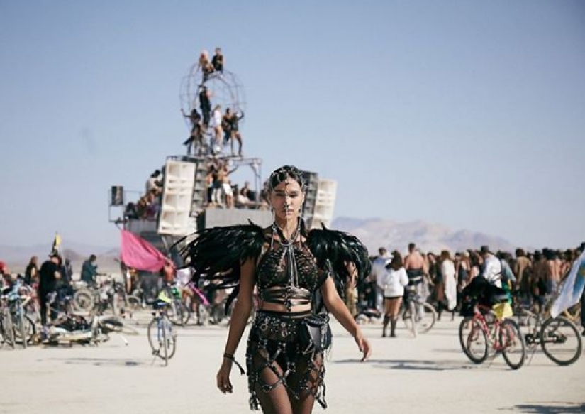 Burning Man 2019: metamorfosis en un desierto caliente Burning Man 2019: metamorfosis en un desierto caliente