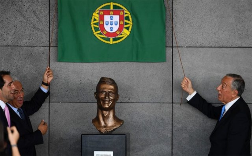 Busto de Cristiano Ronaldo presentado en Portugal Busto de Cristiano Ronaldo presentado en Portugal