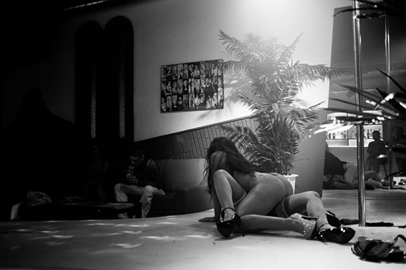 "Call me Marta": the story of a Spanish porn star in photos "Call me Marta": the story of a Spanish porn star in photos