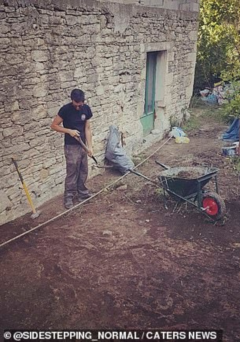 Calm, only calm! A couple of Britons quit their jobs and moved to Crete in a small village