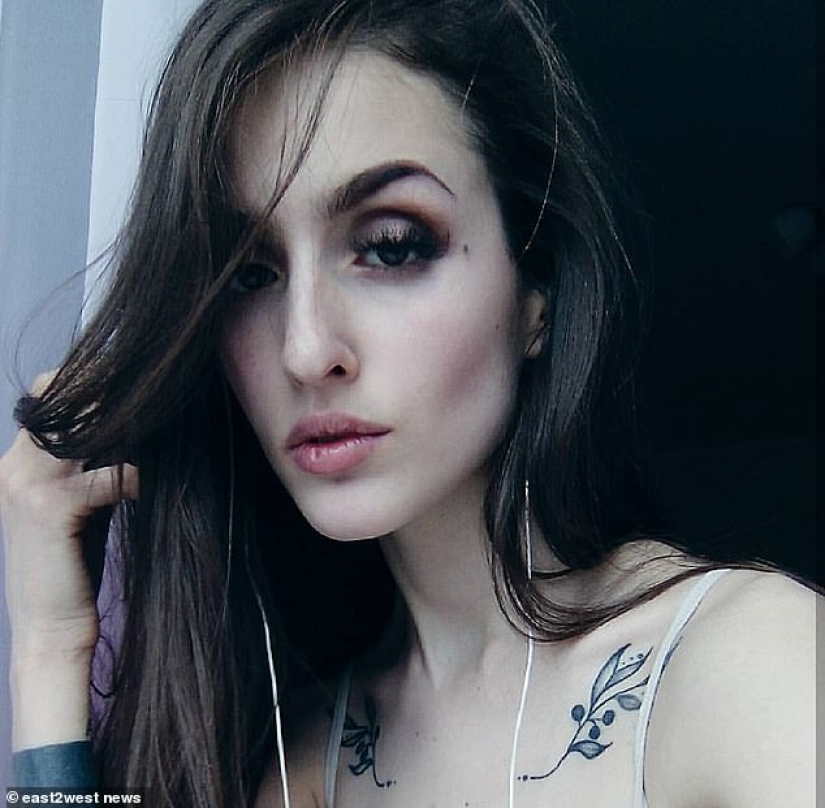 Calmed down and almost rested: the Russian model drank methamphetamine before the flight and almost died