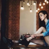 Calmed down and almost rested: the Russian model drank methamphetamine before the flight and almost died