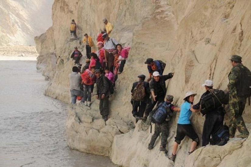 Camino peligroso a la escuela