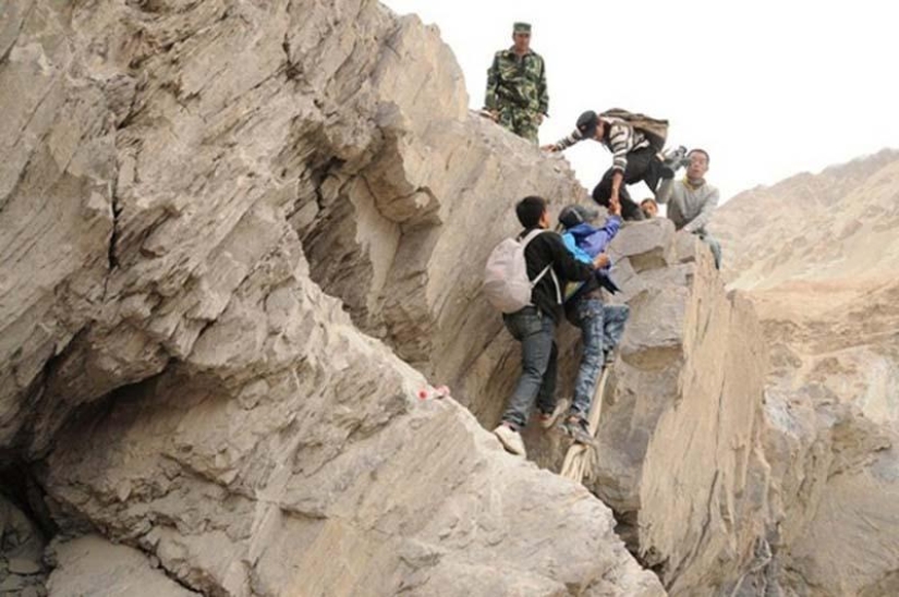 Camino peligroso a la escuela