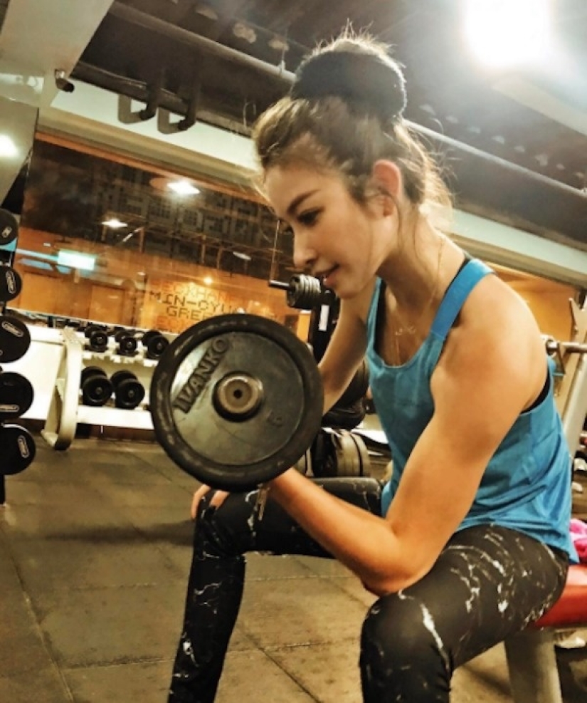 Can you guess the age of this woman? Can you guess the age of this woman?