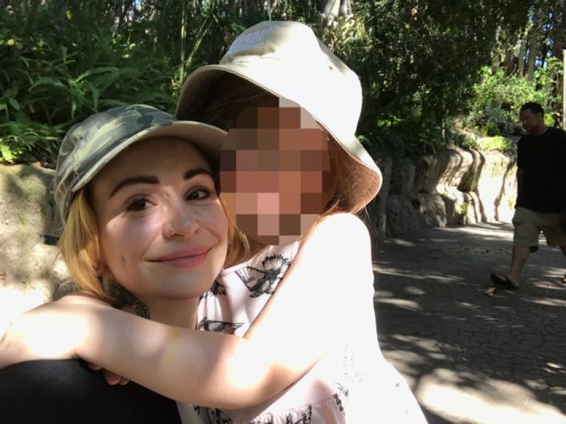 Candid parenting: the stripper claims that working in the sexual sphere helps her to be a good mother