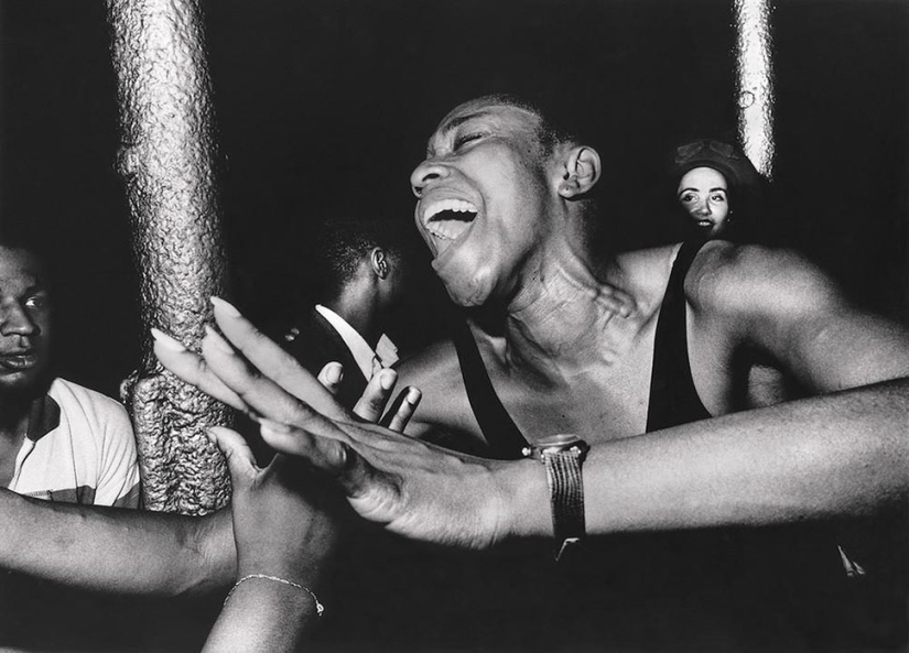 Careless night life of the British in the 80-90‑ies of the lens in the club photographer Adam Friedman