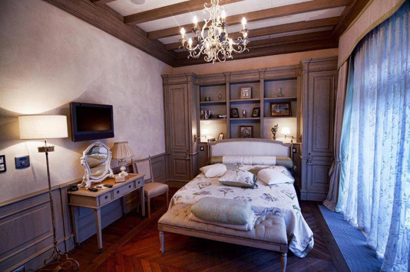 Caro y muy enojado: una casa en venta en Rublevka por 3 mil millones de rublos Caro y muy enojado: una casa en venta en Rublevka por 3 mil millones de rublos