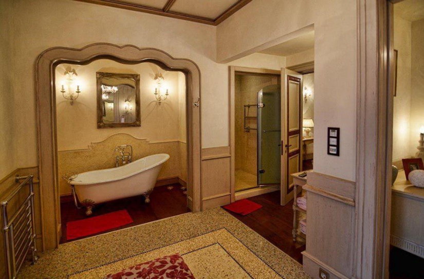 Caro y muy enojado: una casa en venta en Rublevka por 3 mil millones de rublos Caro y muy enojado: una casa en venta en Rublevka por 3 mil millones de rublos