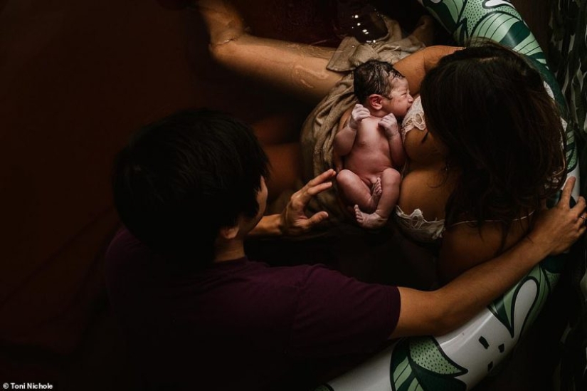 Celebración de la vida: las primeras lágrimas, alegría, llanto y dolor en las fotos del concurso anual "El nacimiento se convierte en ella"