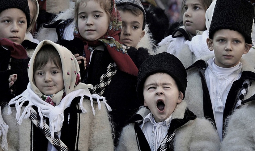 "Charming Faces": the best portraits from the Siena International Photo Awards 2017