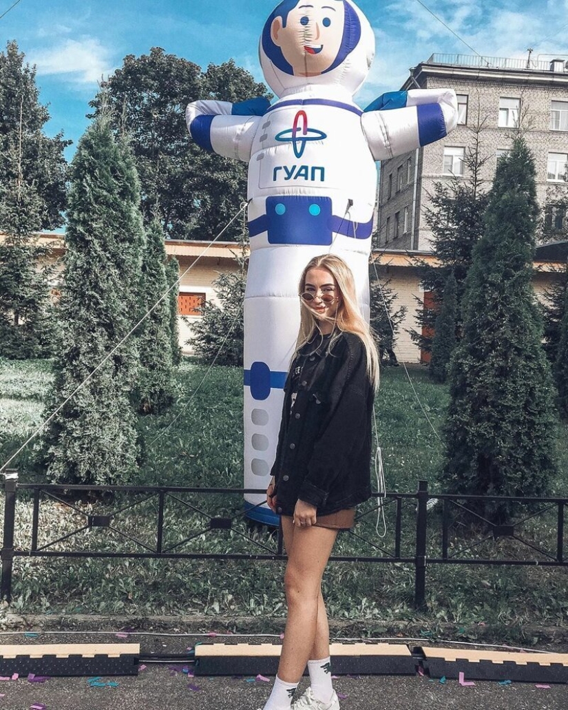 Chicas-estudiantes: una selección de fotos de encantadoras estudiantes de primer año de 2019 Chicas-estudiantes: una selección de fotos de encantadoras estudiantes de primer año de 2019