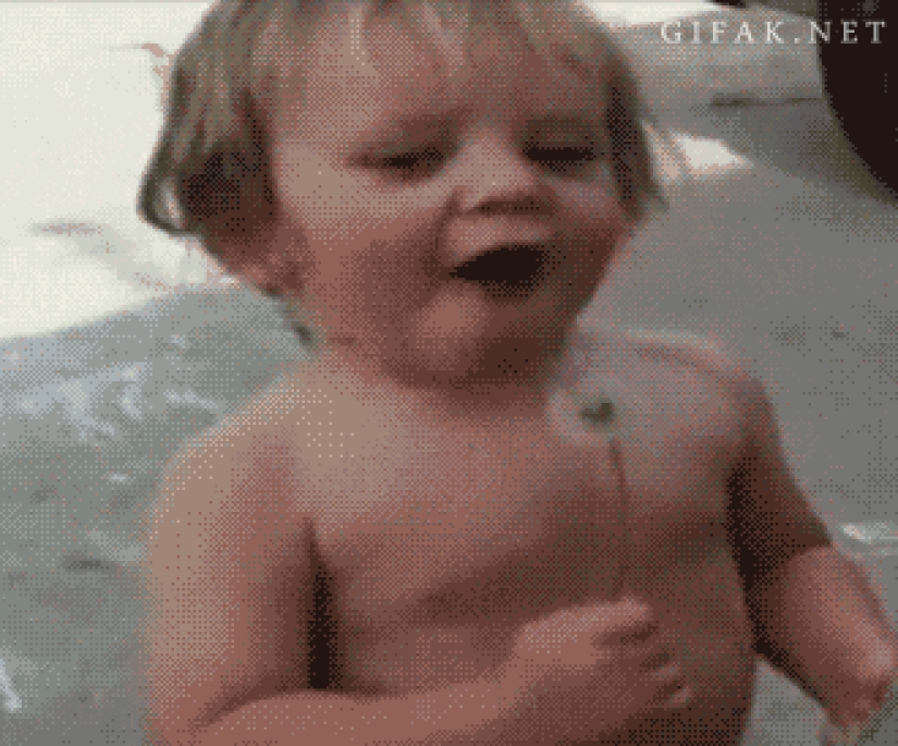 Children are such children: GIFs that will definitely make you smile Children are such children: GIFs that will definitely make you smile