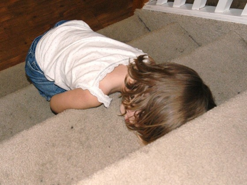Children who can fall asleep absolutely anywhere Children who can fall asleep absolutely anywhere