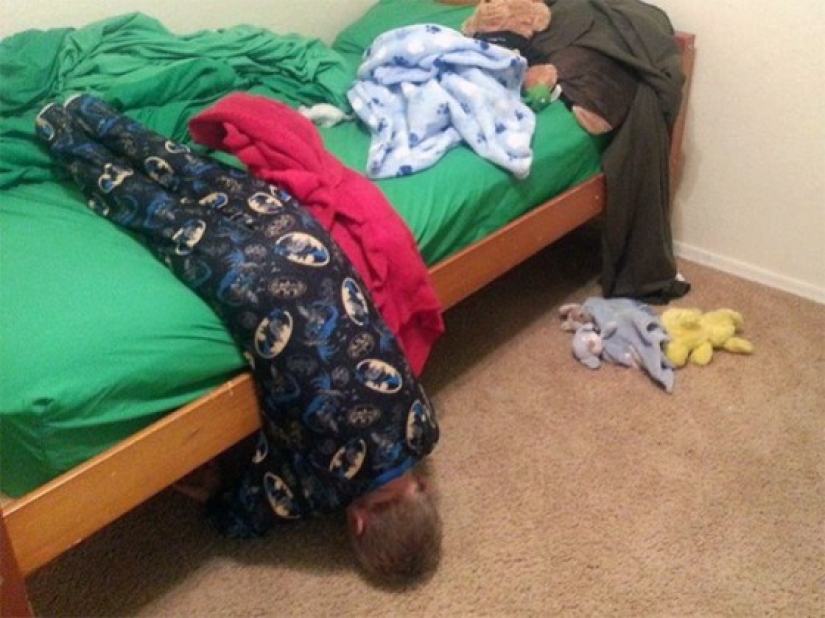 Children who can fall asleep absolutely anywhere Children who can fall asleep absolutely anywhere