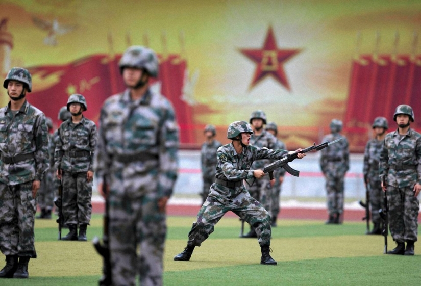 Chinese army in action