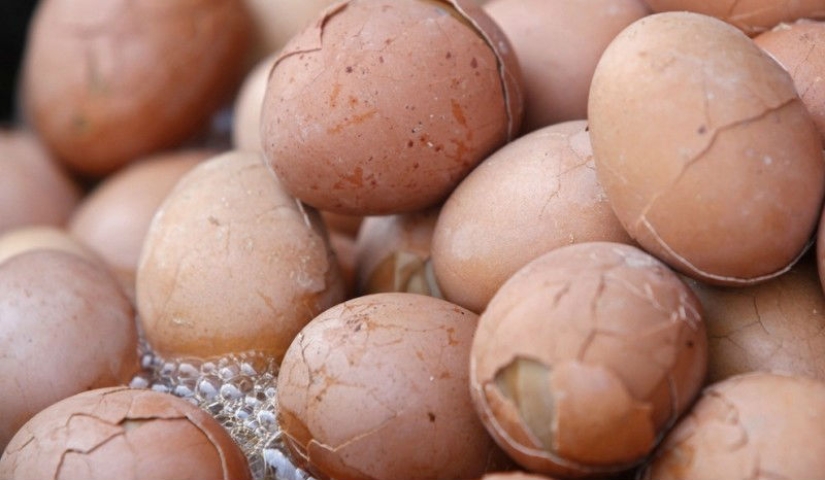 Chinese delicacy — eggs boiled in the urine of virgins