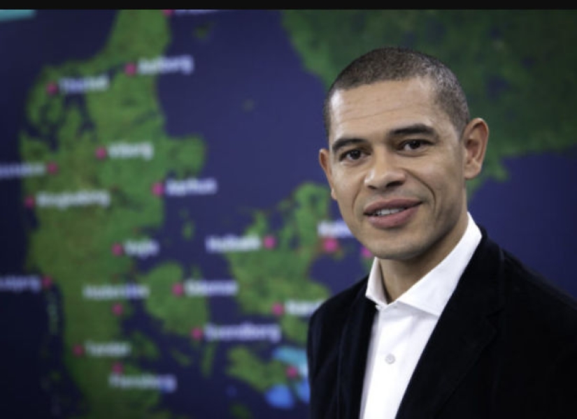 Chinese Putin, Brazilian Megan Fox and Swedish DiCaprio — 40 doubles of stars from around the world Chinese Putin, Brazilian Megan Fox and Swedish DiCaprio — 40 doubles of stars from around the world