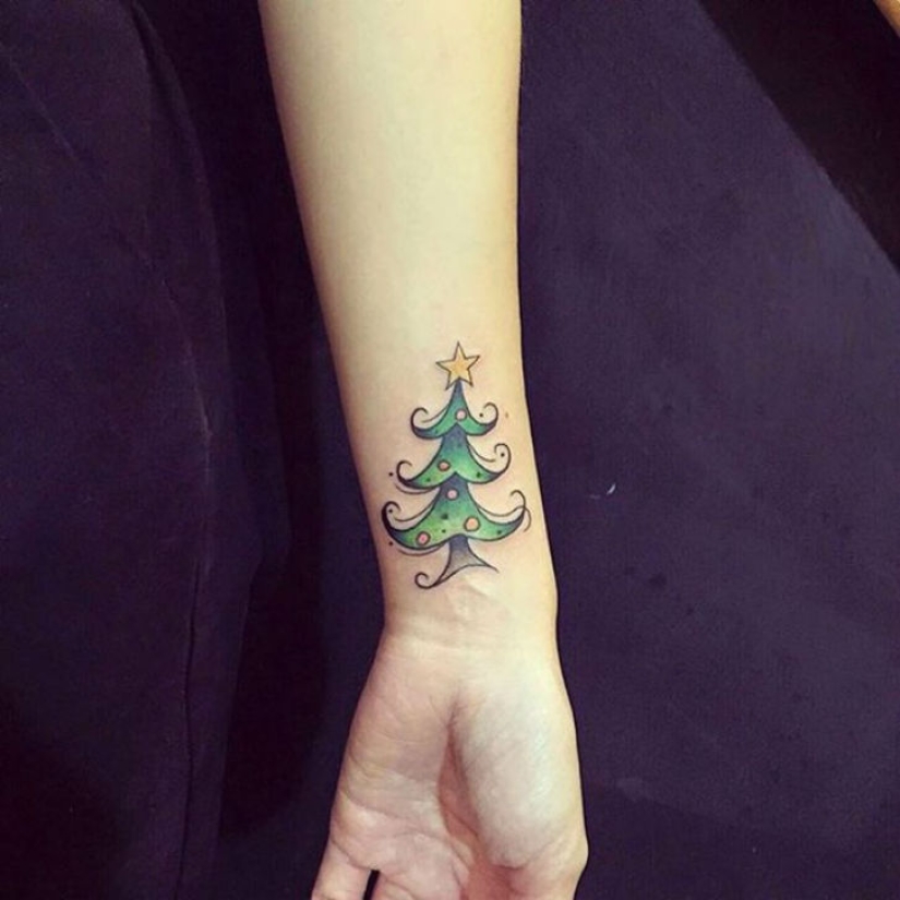 Christmas tattoos, or How to remember your New Year forever