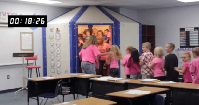 "Chur, I'm in the house!": the first bulletproof shelters appeared in an American school