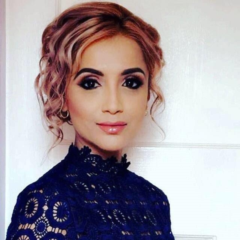 Cirugía plástica, genética o secretos desconocidos de la juventud? mamá de 40 años se ve mejor que las colegialas modernas Cirugía plástica, genética o secretos desconocidos de la juventud? mamá de 40 años se ve mejor que las colegialas modernas