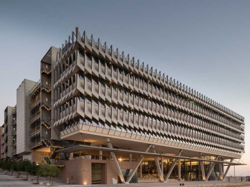 Ciudad Masdar. ECOcity del futuro en los Emiratos Árabes Unidos