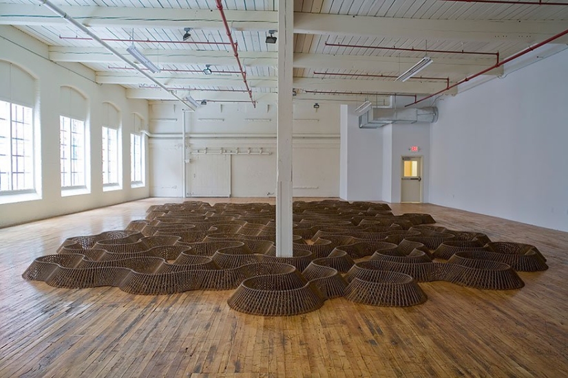 Cómo las uñas ordinarias se convierten en increíbles obras maestras Cómo las uñas ordinarias se convierten en increíbles obras maestras