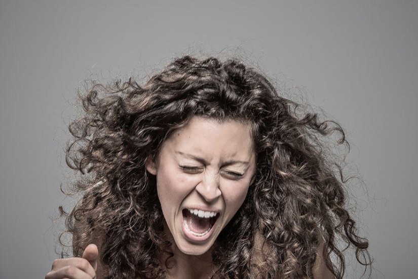 Cómo reaccionan las personas cuando se las llama hermosas