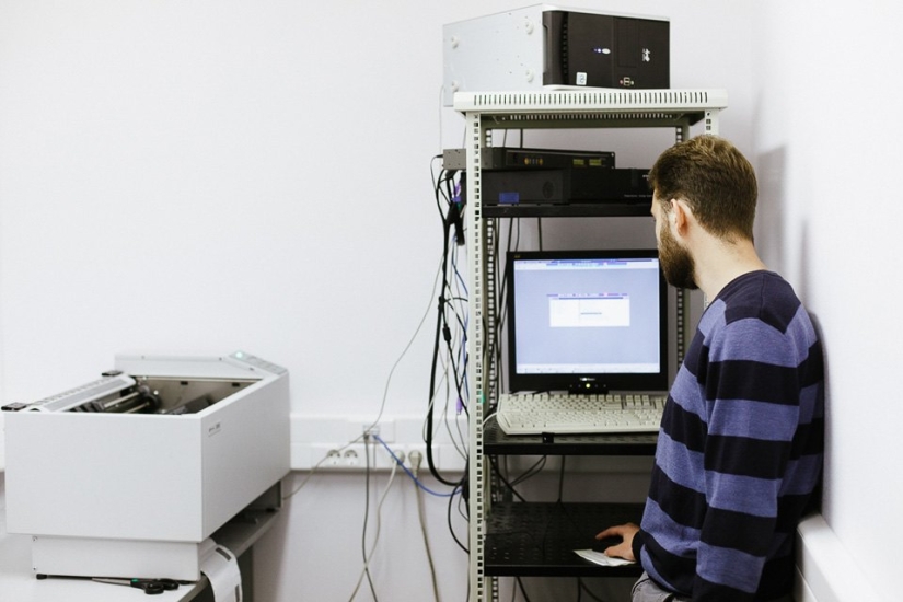 Cómo se hacen las tarjetas bancarias