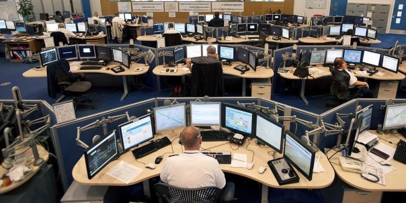 Cómo se organizan las "fábricas de trolls" y cuánto se paga a sus empleados Cómo se organizan las "fábricas de trolls" y cuánto se paga a sus empleados