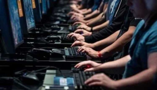 Cómo se organizan las "fábricas de trolls" y cuánto se paga a sus empleados Cómo se organizan las "fábricas de trolls" y cuánto se paga a sus empleados