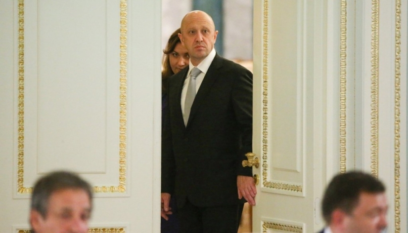 Cómo se organizan las "fábricas de trolls" y cuánto se paga a sus empleados Cómo se organizan las "fábricas de trolls" y cuánto se paga a sus empleados